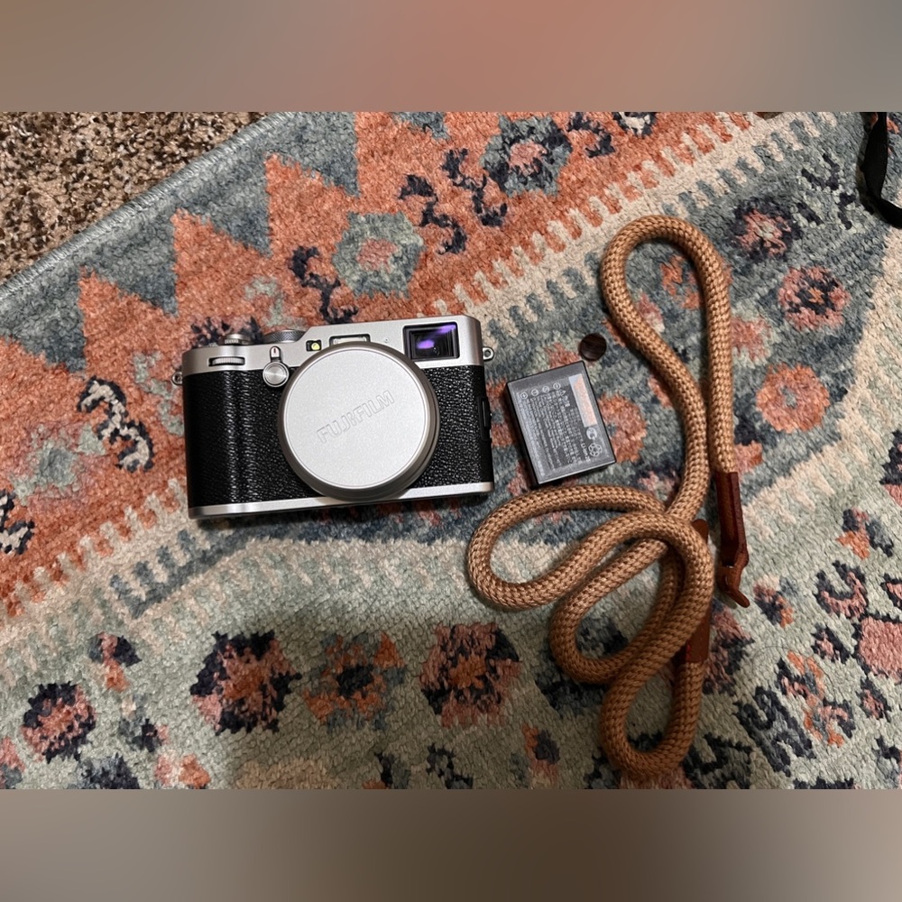 Fujifilm X100F - Silver